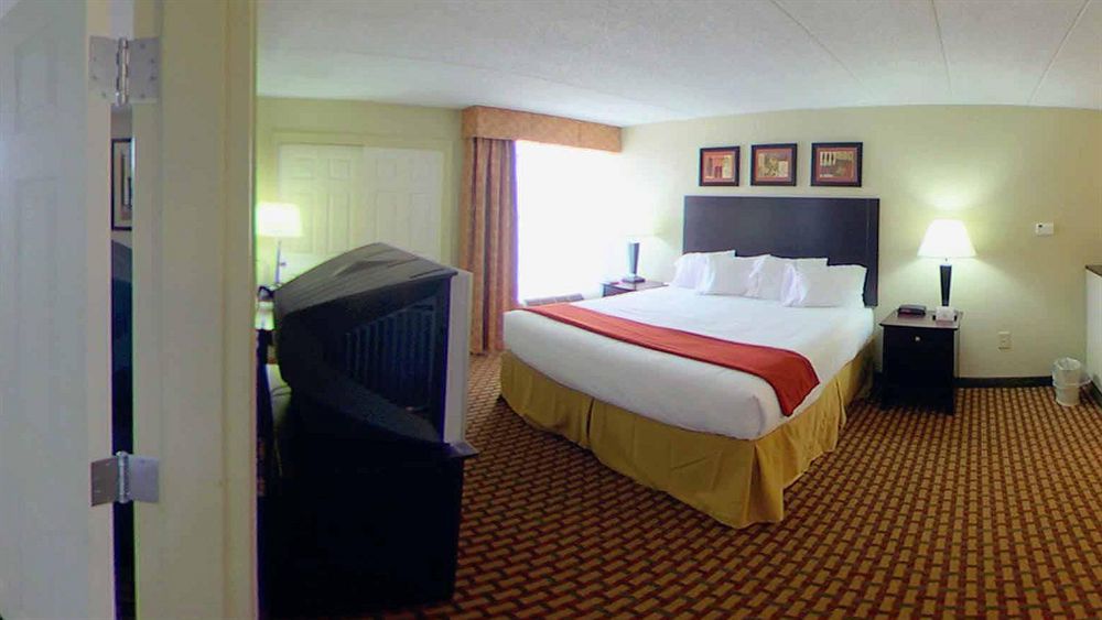 Holiday Inn Express Woodstock-Shenandoah Valley By Ihg Extérieur photo