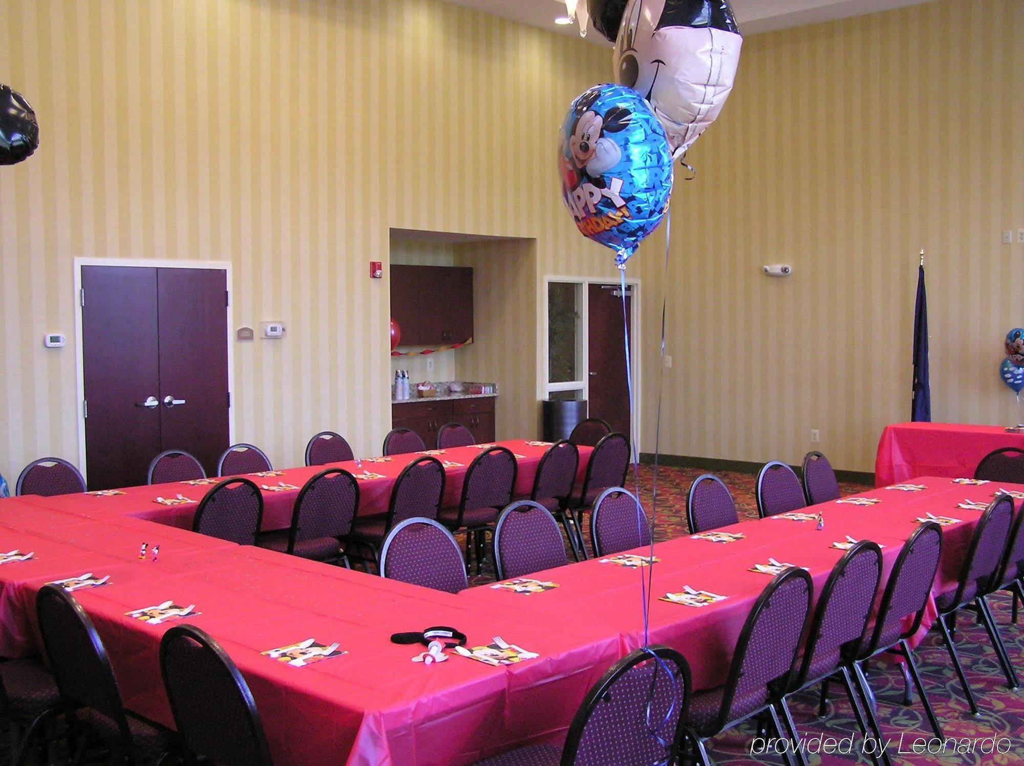 Holiday Inn Express Woodstock-Shenandoah Valley By Ihg Extérieur photo