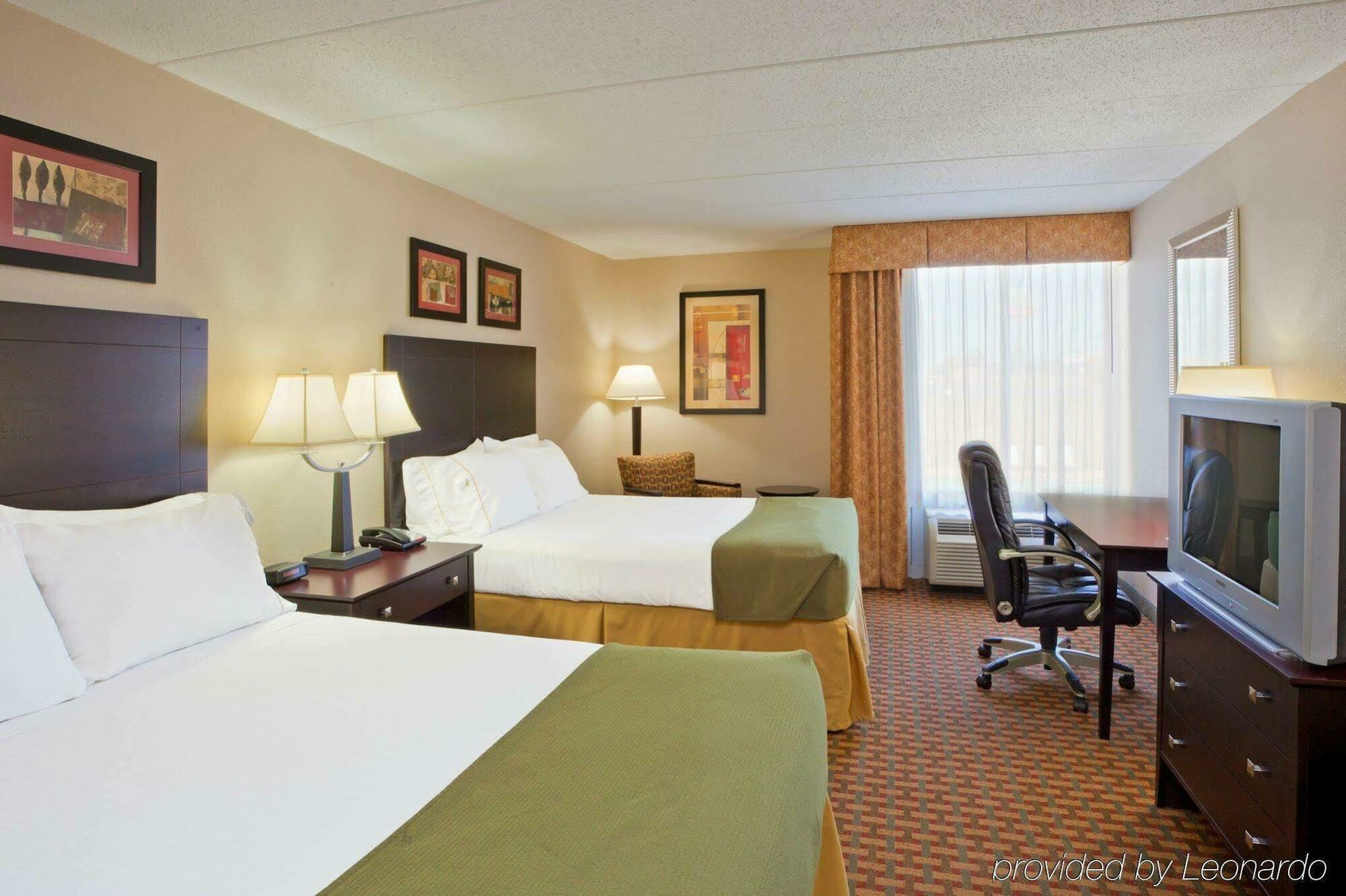 Holiday Inn Express Woodstock-Shenandoah Valley By Ihg Extérieur photo